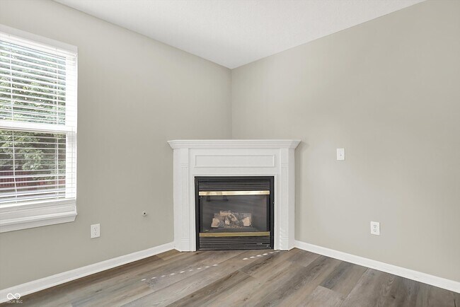 Building Photo - 12059 Seville Rd