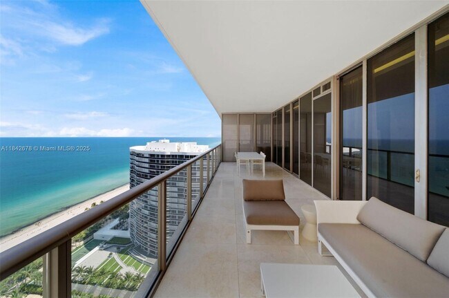 Building Photo - 9701 Collins Ave