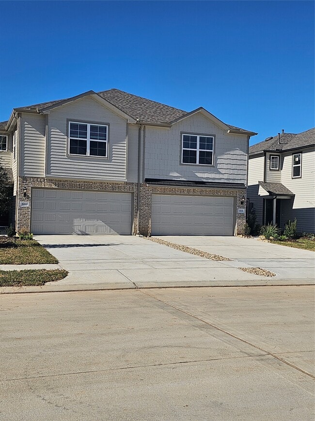 Building Photo - 5207 Shallowhurst Ln