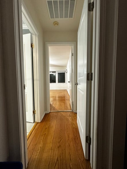 Building Photo - 993 Contra Costa Dr