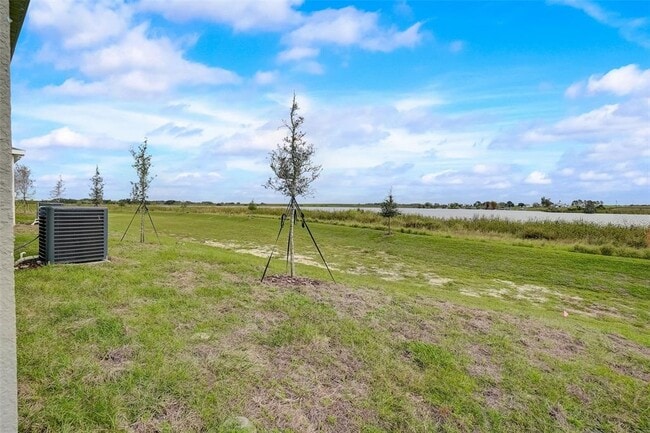 Building Photo - 1016 Griffon Ave