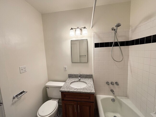 Building Photo - 361-361 Williams Ave S