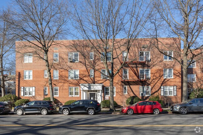 Building Photo - 12005 Hillside Ave