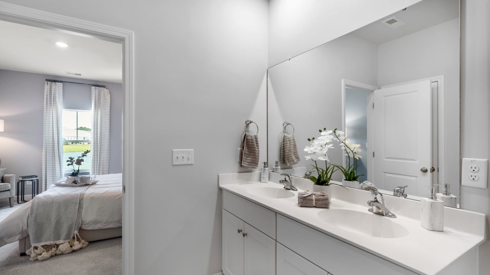 Building Photo - 865 Wapama St