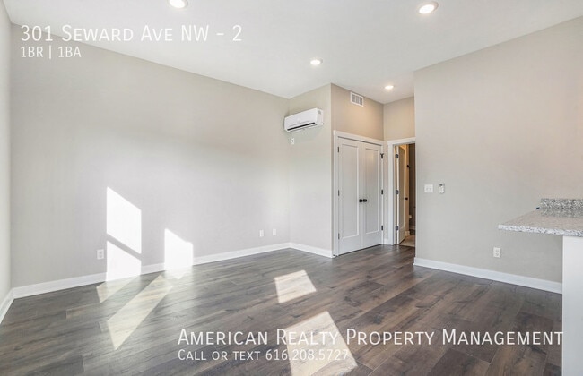 Building Photo - 301 Seward Ave NW