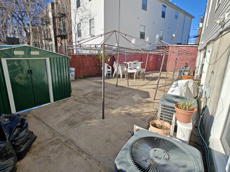 Building Photo - 601 Ocean Ave