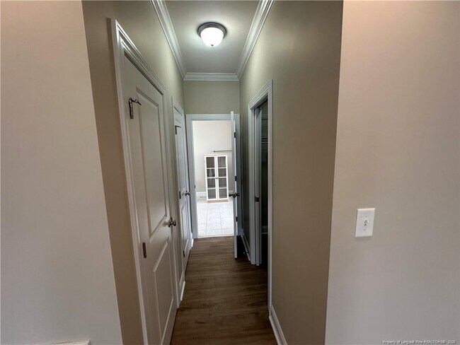 Building Photo - 2912 Eaglecrest Ln