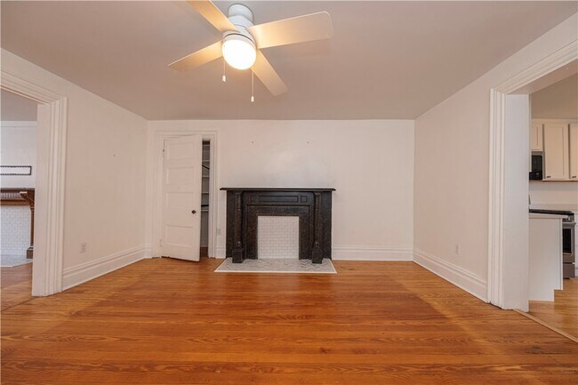 Building Photo - 274 38th St