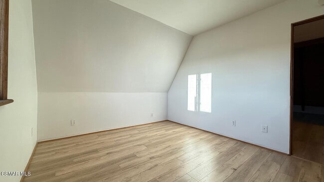 Building Photo - 669 Benson Way