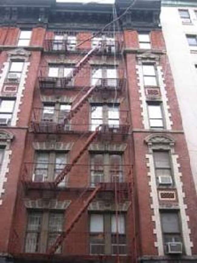 Building Photo - 181 Thompson St