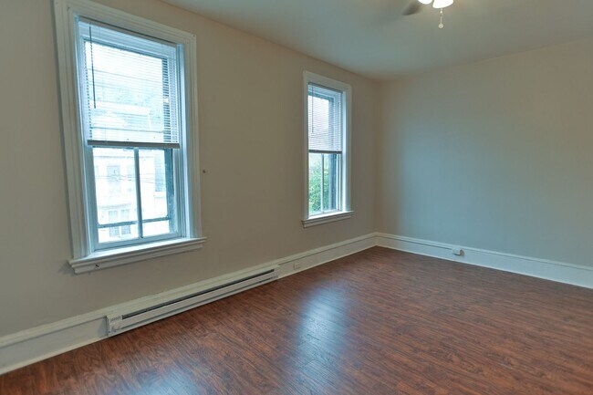 Building Photo - 1642 N 3rd St