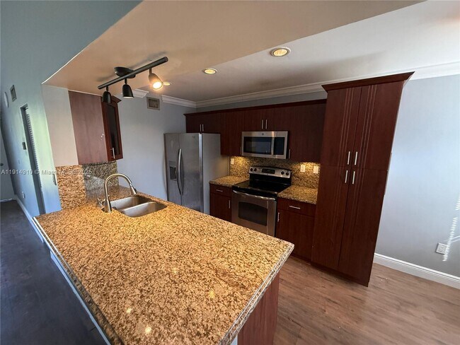 Building Photo - 9723 NW 49th Terrace