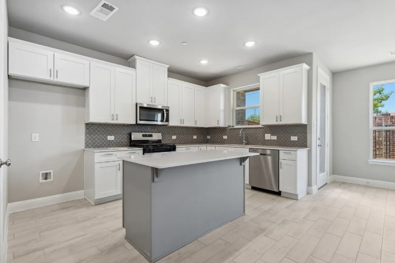 Building Photo - 1719 Lisa Ct