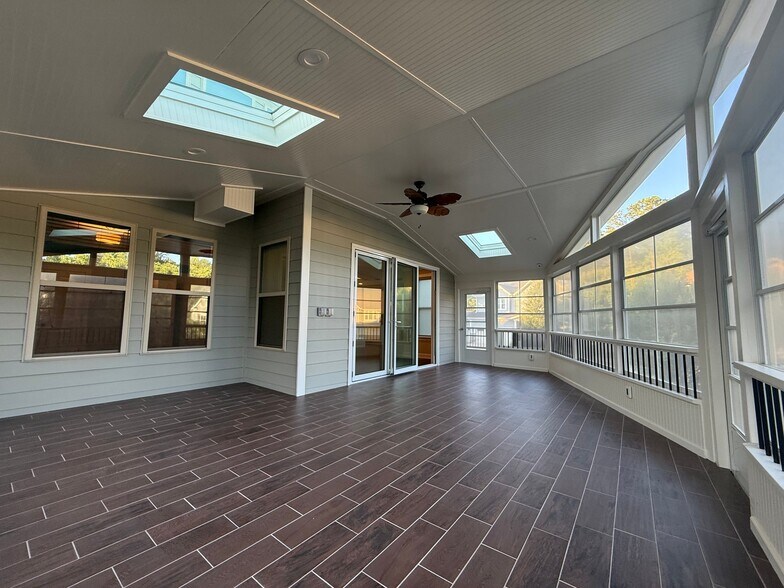 Building Photo - 120 Bailey Park Ct