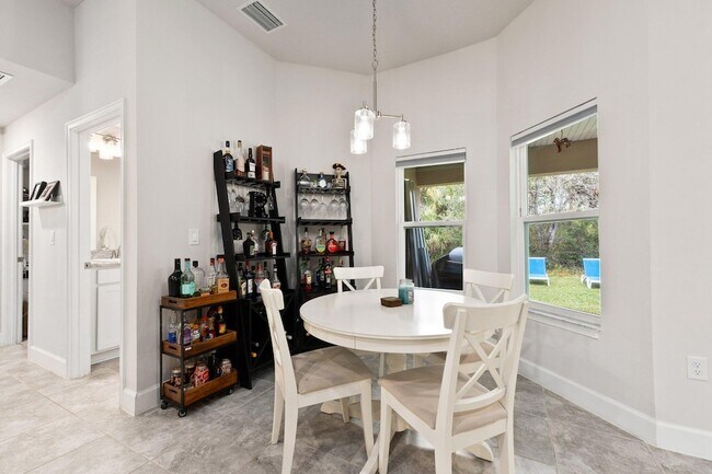 Building Photo - 8324 Amalfi Cir