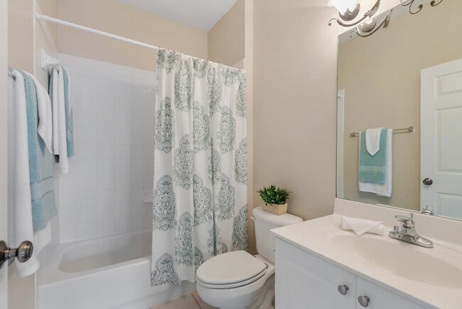 Building Photo - 3034 Cummings Ave