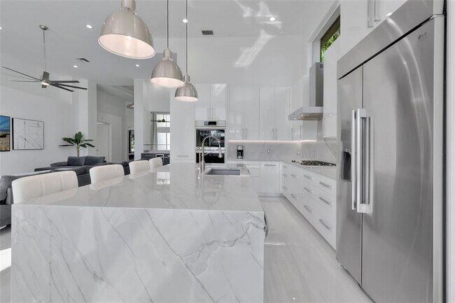 Building Photo - 4088 Briarcliff Cir