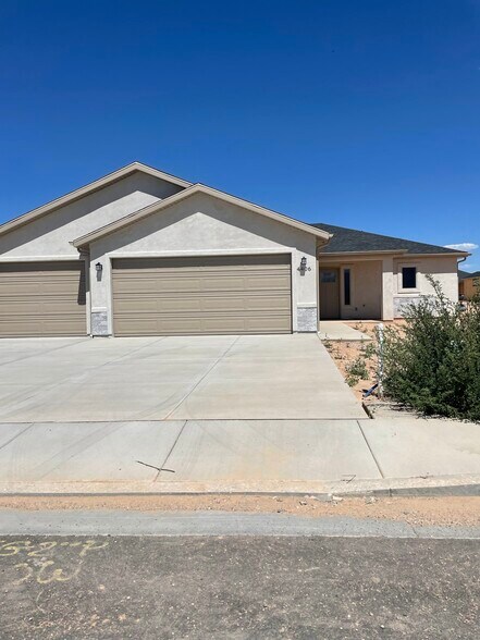 Brand New Single level - 4406 W 275 N