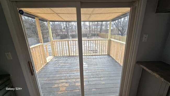 Building Photo - 5515 Dollar Hide S Dr