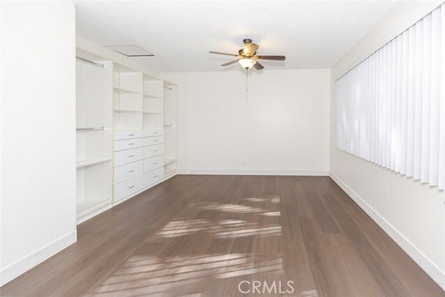Building Photo - 2061 E Aroma Dr