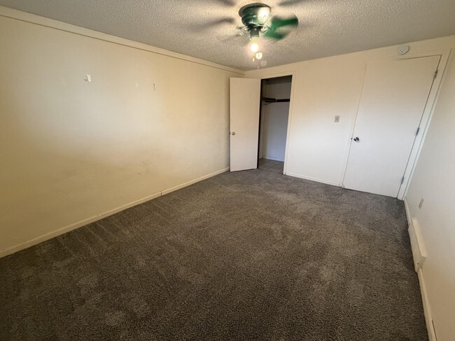 Building Photo - 6825 N Brown Station Dr