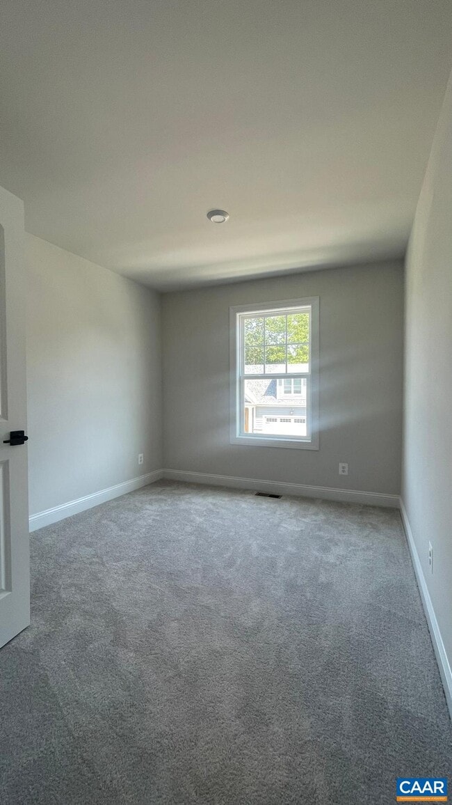 Building Photo - 4006 Varick St