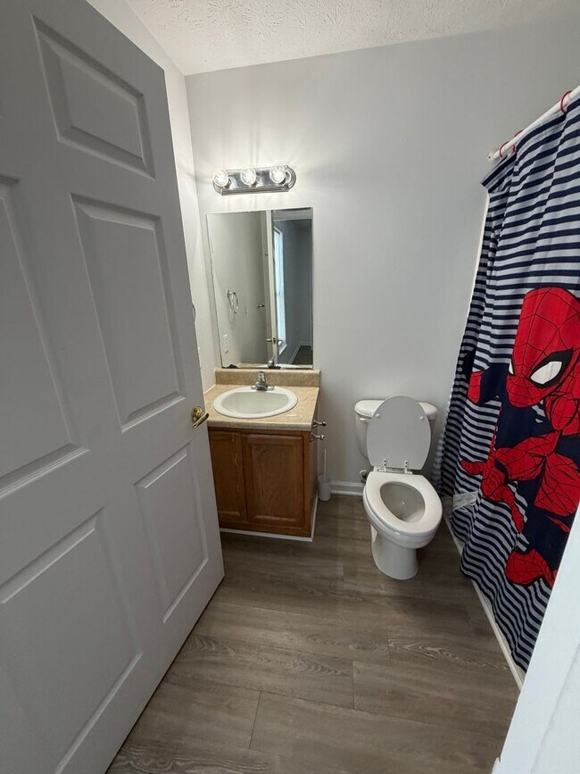 Building Photo - 9123 Laird St