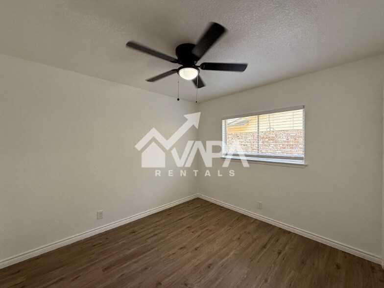 Building Photo - 8407 Greenham