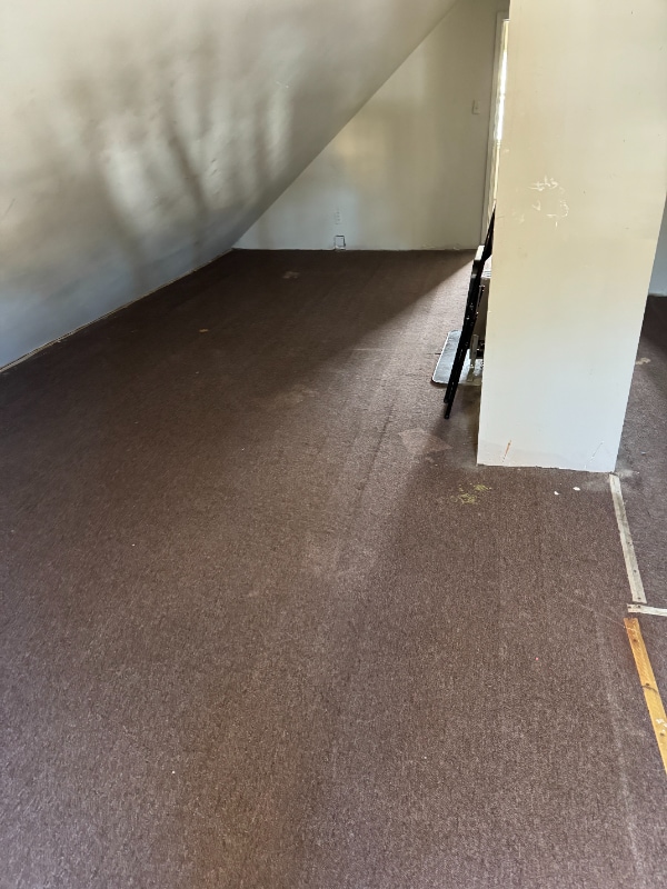 Building Photo - 11907 Continental Ave