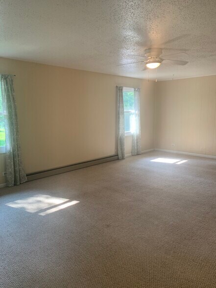 Building Photo - 13918 Marybrook Dr