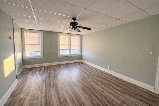 Building Photo - 223-227 East Dominick