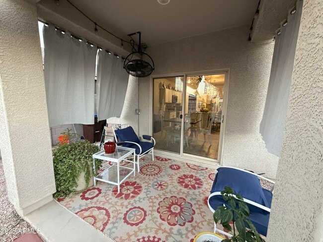 Building Photo - 6014 E Helios Dr