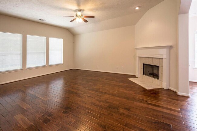 Building Photo - 21914 Hannover Ridge Dr