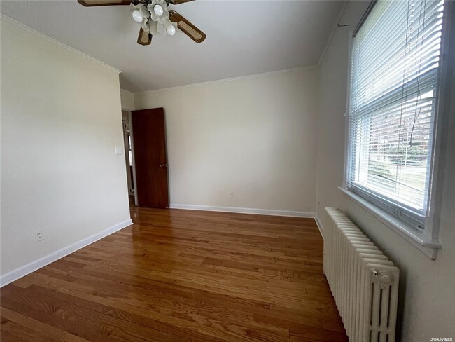 Building Photo - 8 Crestfield Pl