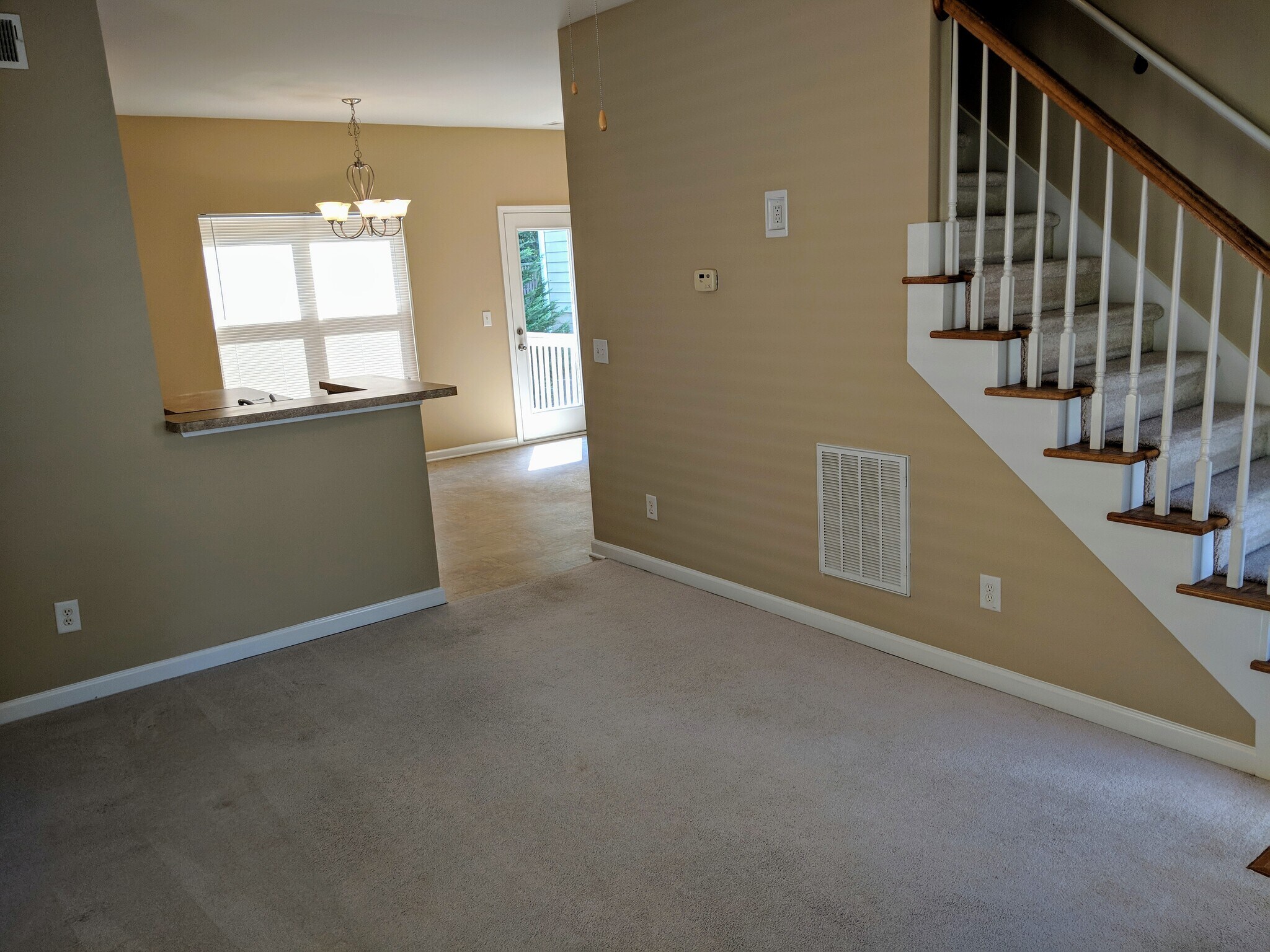 Building Photo - 144 Hood Park Dr