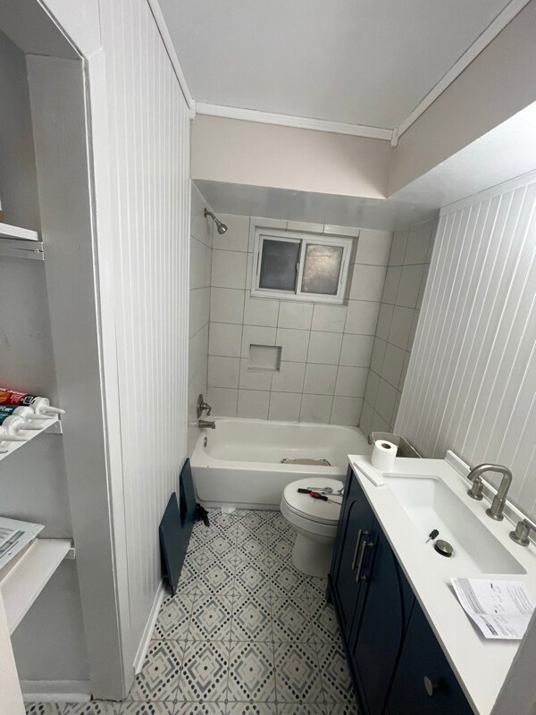 Building Photo - 2703 Walnut Hollow St