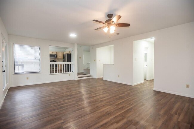 Building Photo - 11513 Juniper Ridge Dr