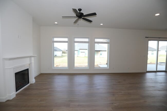 Building Photo - 4609 Chambers Bay Dr