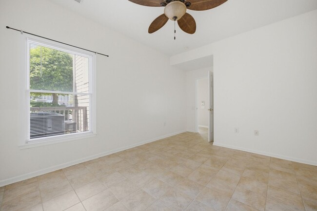 Building Photo - 1026 High Dunes Quay