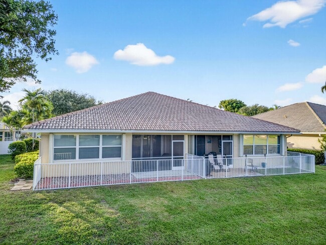 Building Photo - 233 W Coral Trace Cir