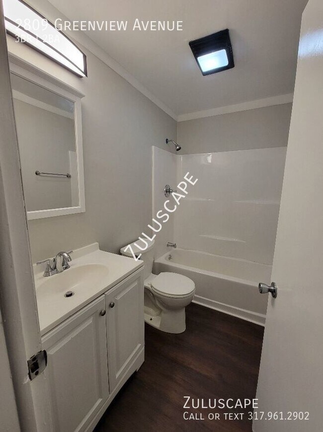 Building Photo - Gorgeous, completely remodeled 3 bed/1.5 b...