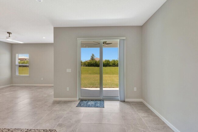 Building Photo - 12639 SW Forli Wy