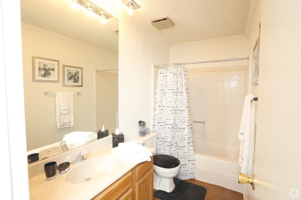 Quail Creek Apartments Lubbock