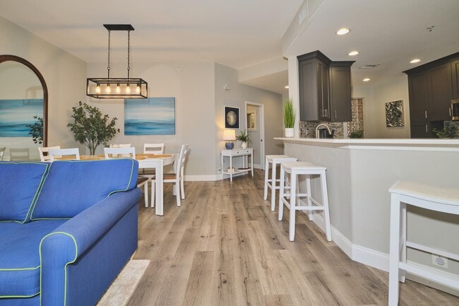 Building Photo - 9190 Southmont Cove