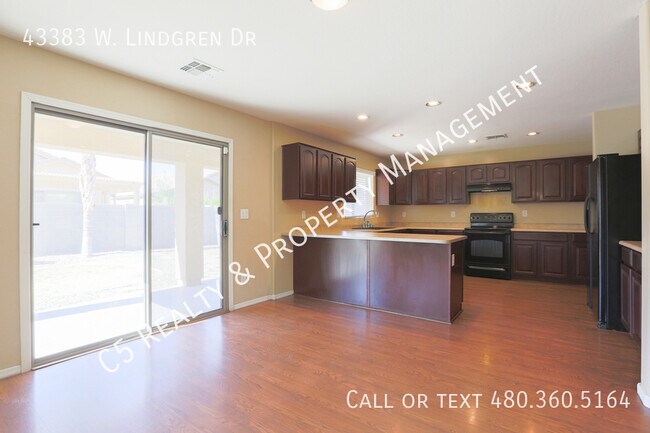 Building Photo - 43383 Lindgren Dr