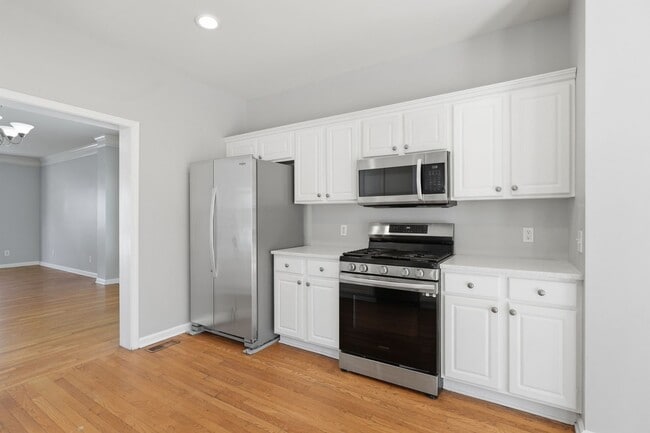 Building Photo - 2927 Arbor Creek Ln