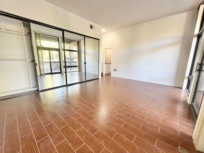 Building Photo - Stunning Marina Pacifica Residence with Resort Amenities