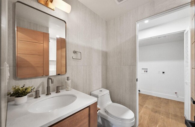 Building Photo - 630 Camino Ynez