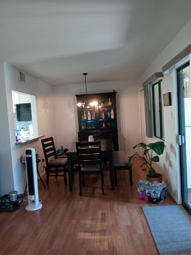 Building Photo - PRICE LOWERED!! VERY CLOSE TO INTEL!