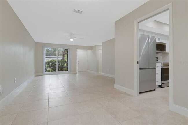 Building Photo - 2958 Dundee Dr